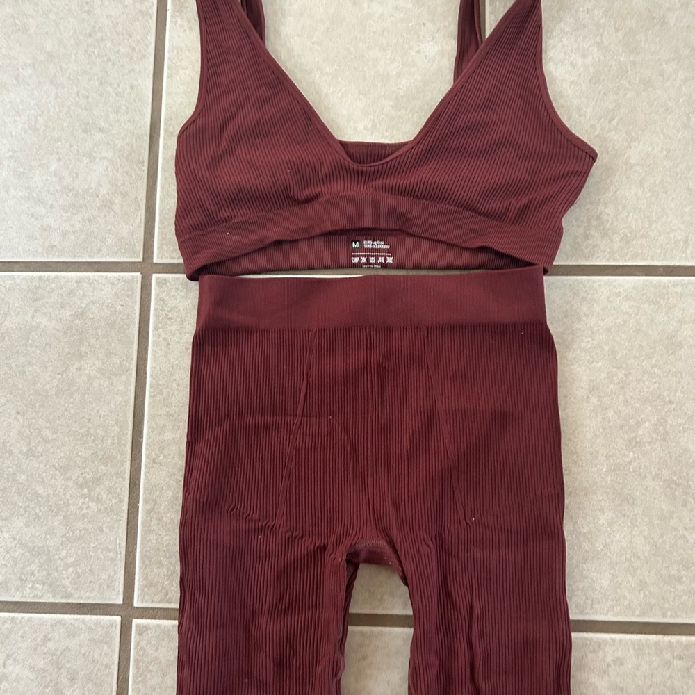 Maroon Amazon Workout Set Ribbed Super Comfy - image 4